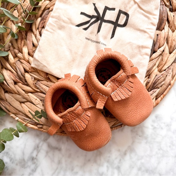 Freshly Picked Zion Baby City Moccasins - Picture 6 of 6